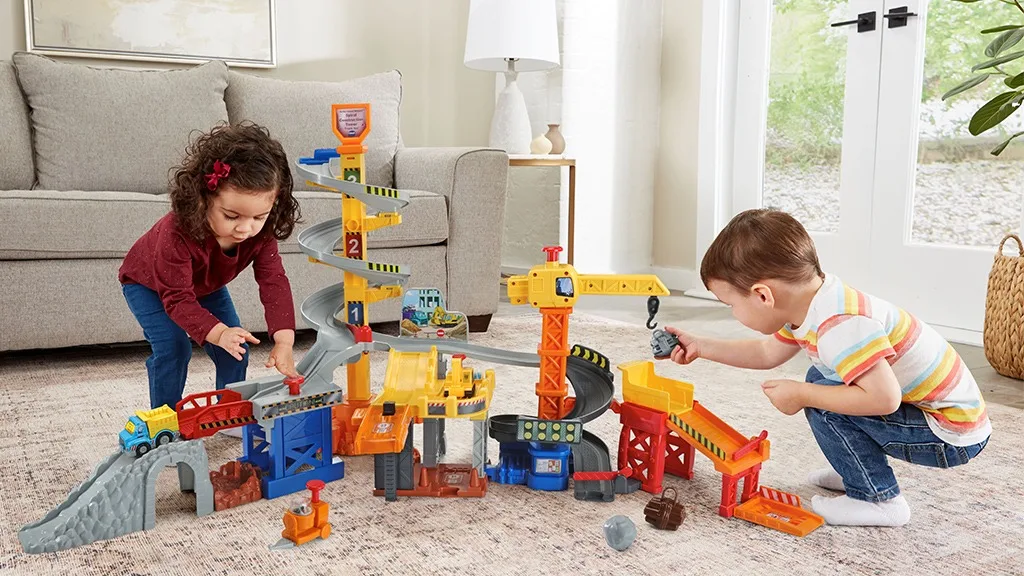 ¡Aprende en la vía rápida con los últimos sets de Go! Go! Smart Wheels de VTech!