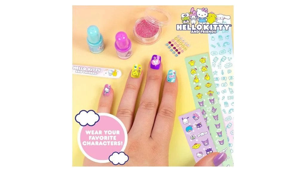 Este set de artista de uñas brillante de Hello Kitty hace que las manicuras sean mágicas