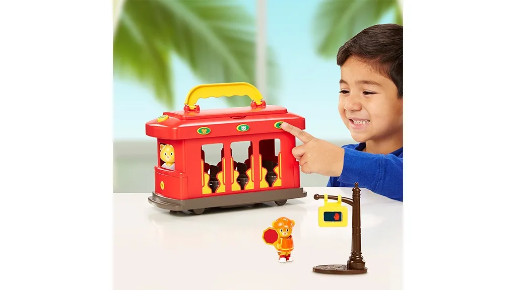 Los niños pueden disfrutar de maravillosos días con los nuevos juguetes de Daniel Tigers Neighborhood