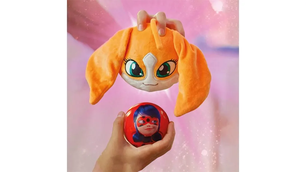 Estos juguetes de Miraculous: Ladybug y Cat Noir son perfectos para los pequeños héroes.