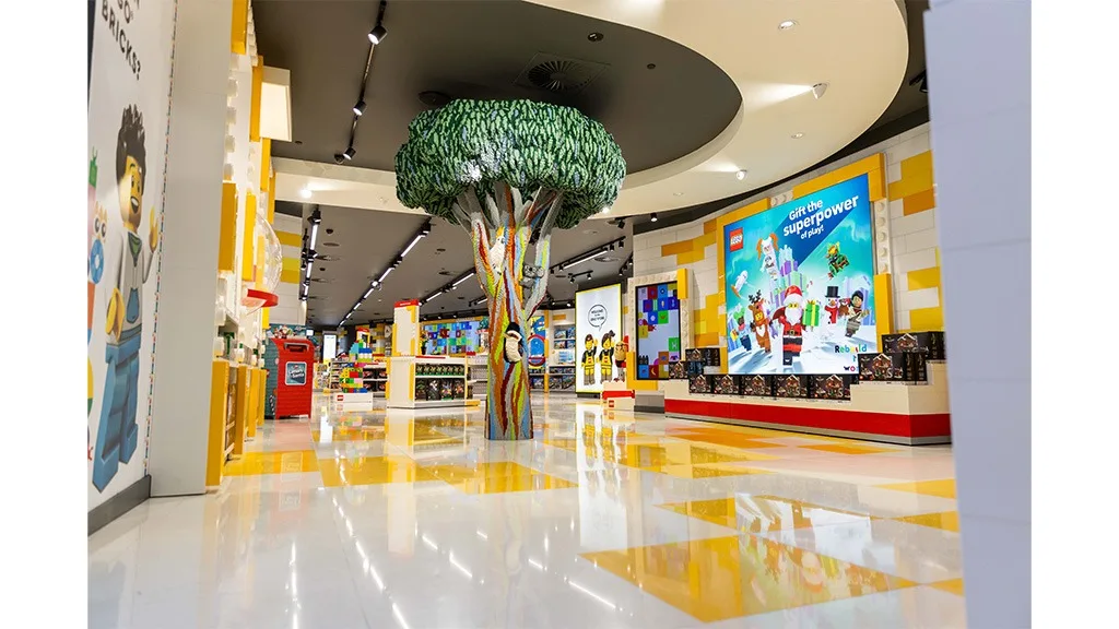 La tienda de juguetes LEGO más grande del mundo ha abierto ahora.