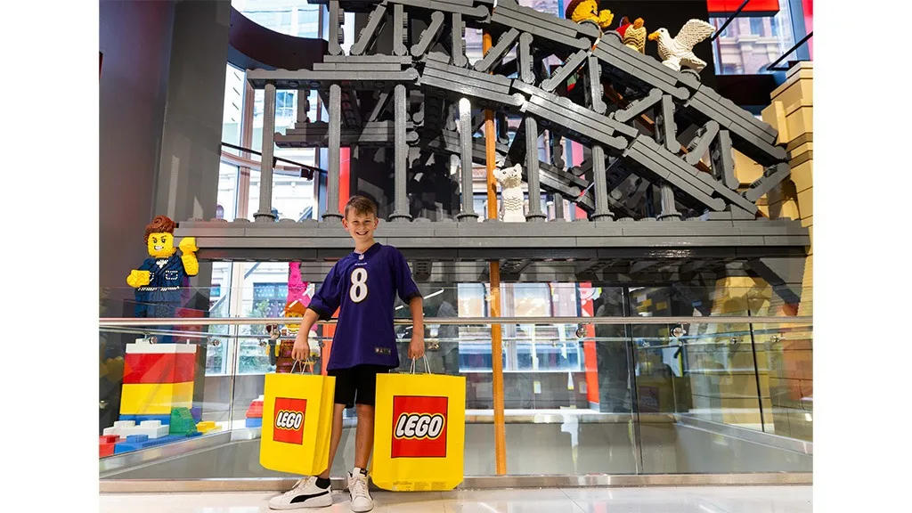 La tienda de juguetes LEGO más grande del mundo ha abierto ahora.