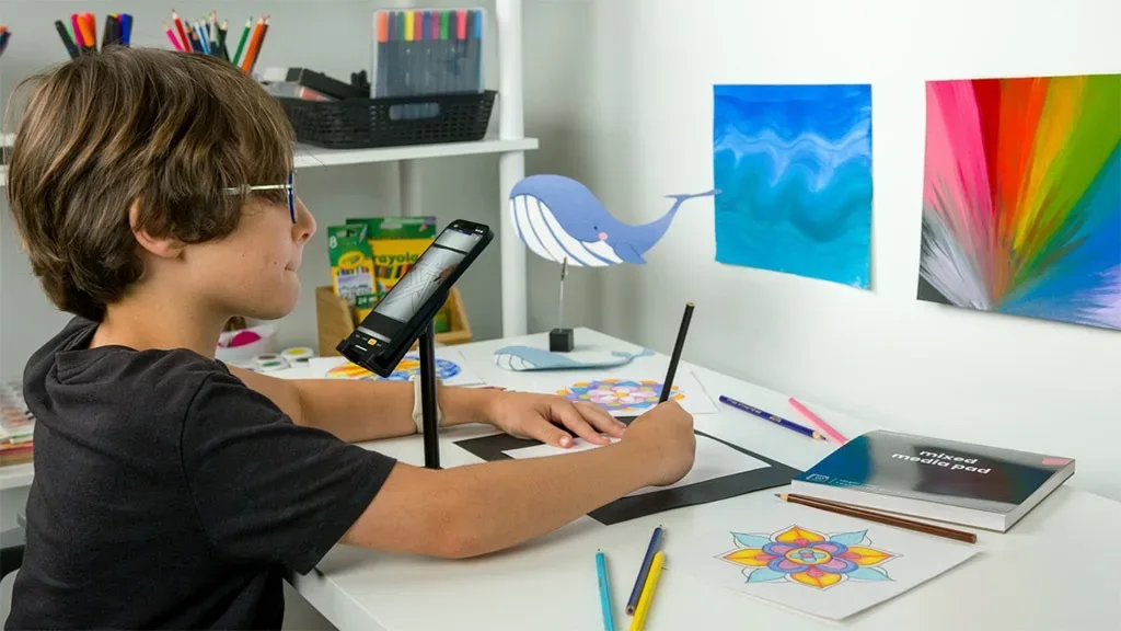 Los niños pueden usar realidad aumentada para la expresión creativa