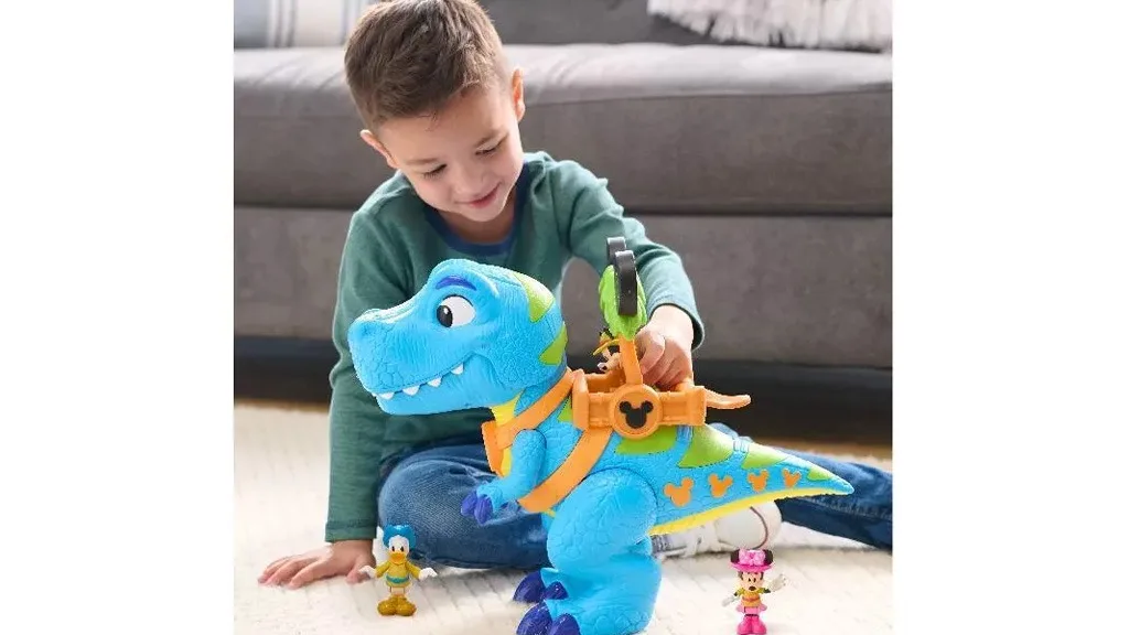 Embárcate en una aventura impregnada de Disney con el Mickey Safari Dino