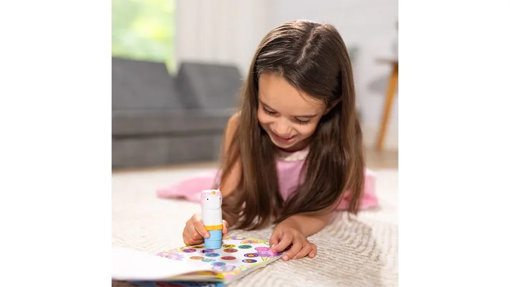 ¡Pegatinas Wow! Una actividad que no rompe el orden para los niños