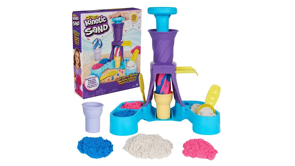 Estoy gritando, tú gritas por la estación de hacer helados suaves de Kinetic Sand.