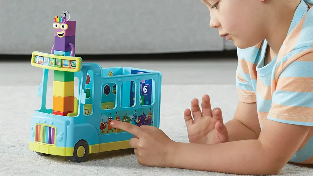 Presentación de juguetes: Numberblocks - Autobús Contador Arcoíris