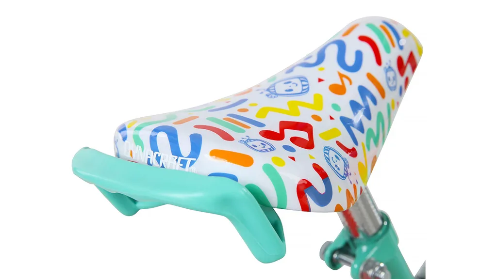 Presentación de juguetes: Dynacraft CoComelon bicicleta de equilibrio de 10 pulgadas