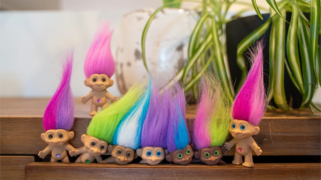 Los niños pueden conocer a los Trolls de la Buena Suerte