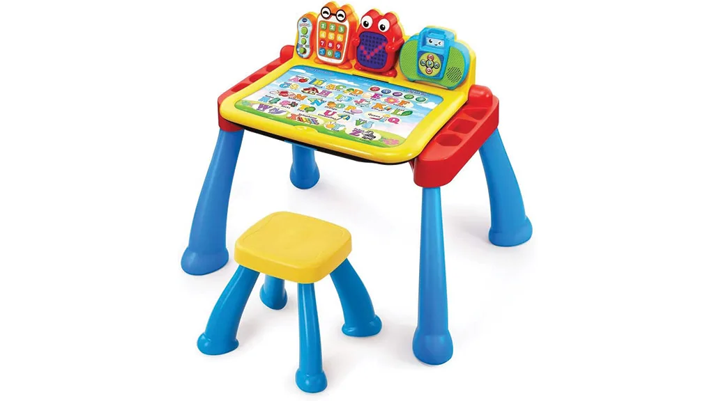 Los niños pequeños pueden aprender y moverse con los juguetes VTech