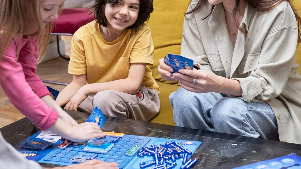 Presentación de juguetes: Snap Circuits Snap 2 It