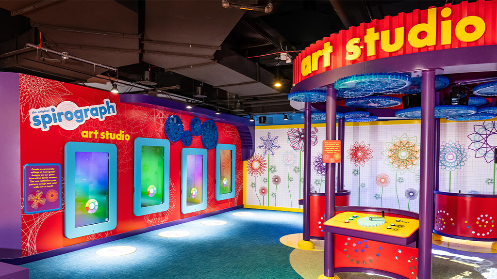 Los niños encontrarán a sus amigos favoritos de Hasbro en el nuevo centro Planet Playskool