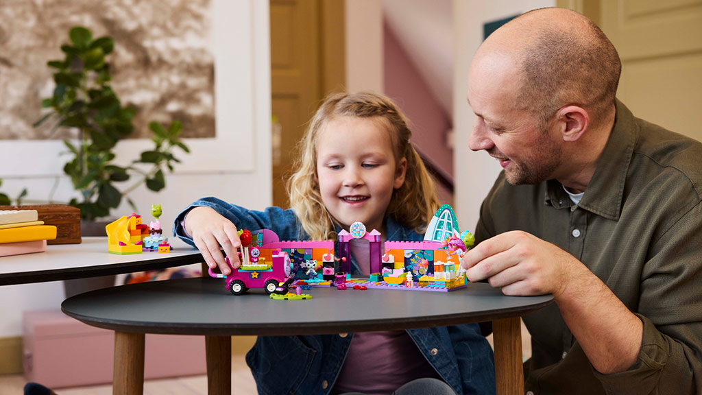 Regresa a la casa de muñecas de Gabi con los nuevos sets de LEGO