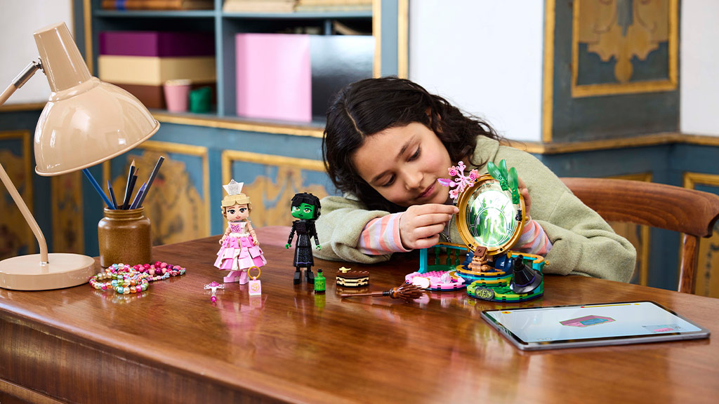 Los niños pueden sentir la magia en los nuevos sets de LEGO Wicked