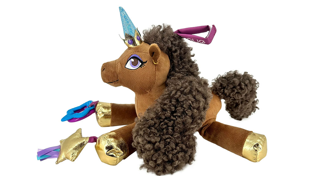 Kids Preferred presenta los mágicos juguetes Afro Unicorn