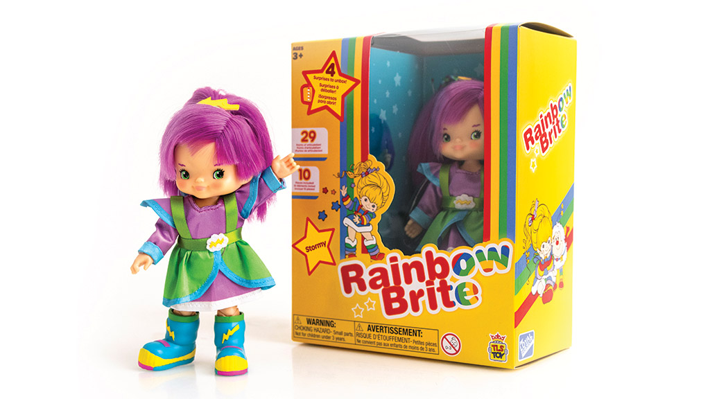 Añade color al juego con las muñecas de Strawberry Shortcake y el Caballero Arcoíris