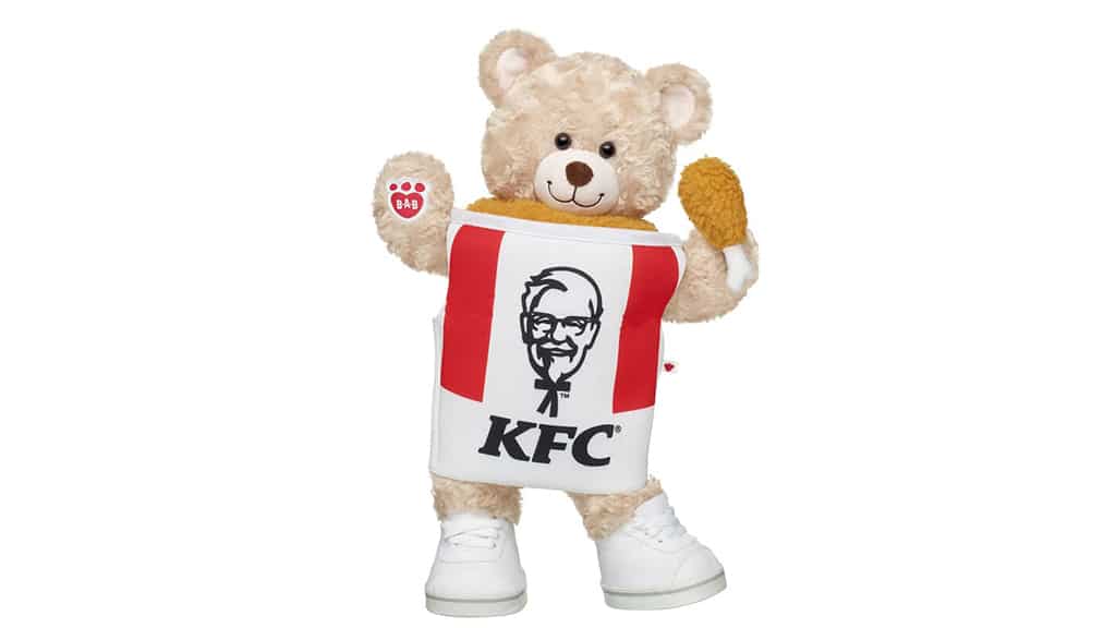 La colaboración entre KFC y Build-A-Bear para una adorable (y deliciosa) colección de peluches
