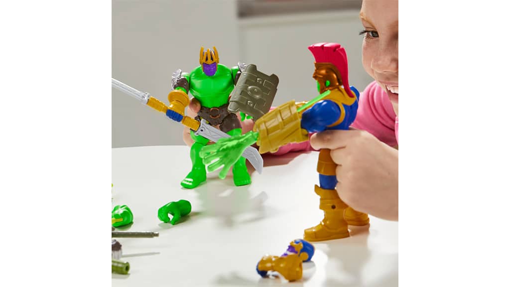 Combina a los personajes favoritos de tu familia con las figuras de acción MixMashers