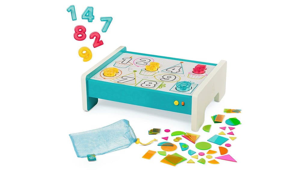B. Toys Look & Shine Light Box