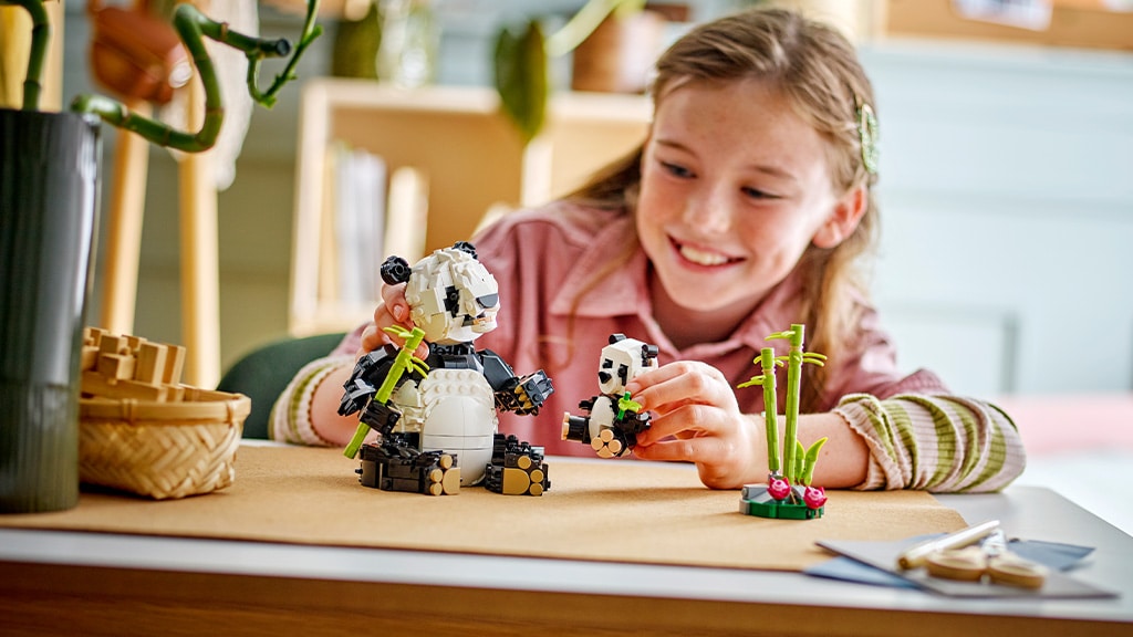 LEGO Creator 3 en 1 Animales Salvajes: Familia de Pandas