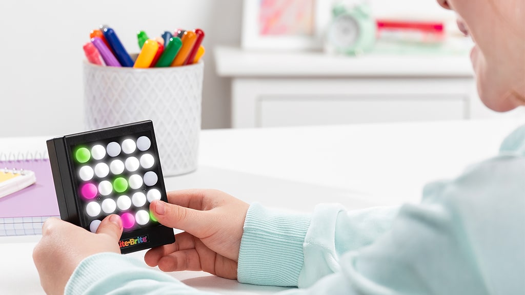 ¡Diversión Básica! Lite-Brite Touch Mini