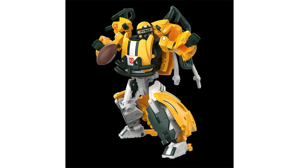 ¡Anima al equipo favorito de la familia con las nuevas figuras de NFL Transformers!