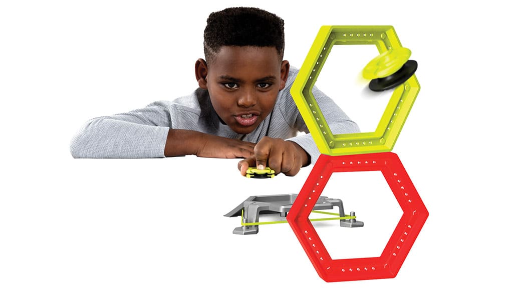 Los preadolescentes pueden construir y competir con nuevos sets magnéticos de Magshuto
