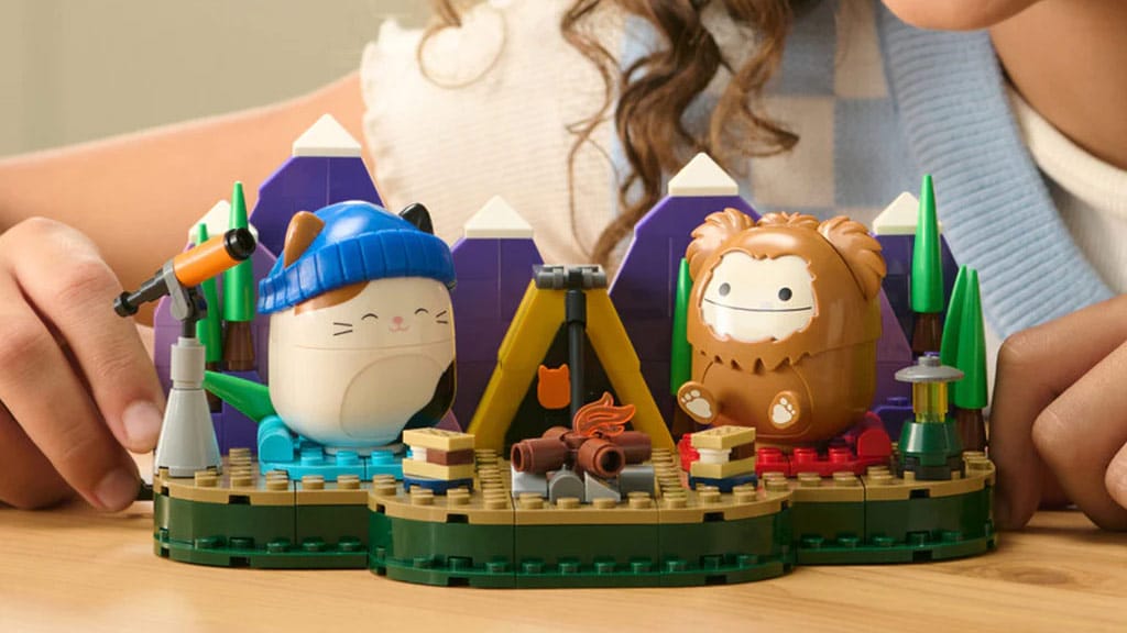Jazwares BLDR Squishmallows Club de Aventura al Aire Libre Set de Construcción