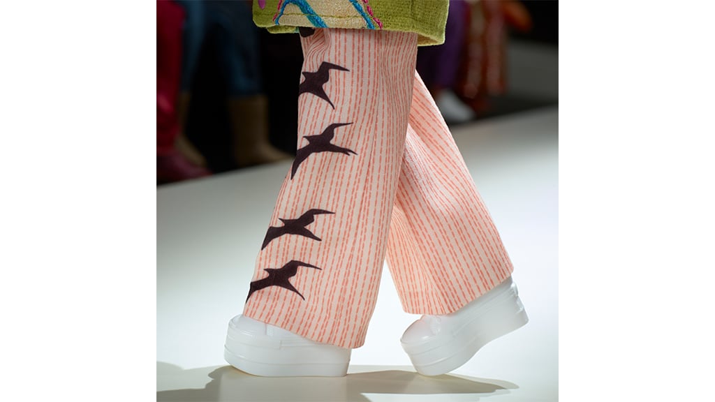 Una nueva muñeca Ken inspirada por KidSuper debuta en la pasarela de Barbie