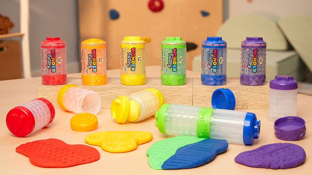 Prueba la colección de plastilina y arena cinética de Wonder Factory que nunca se seca