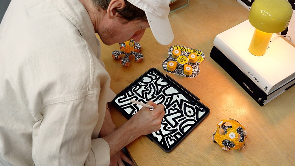 Clixo se asocia con el artista Timothy Goodman para la experiencia de garabateo magnético