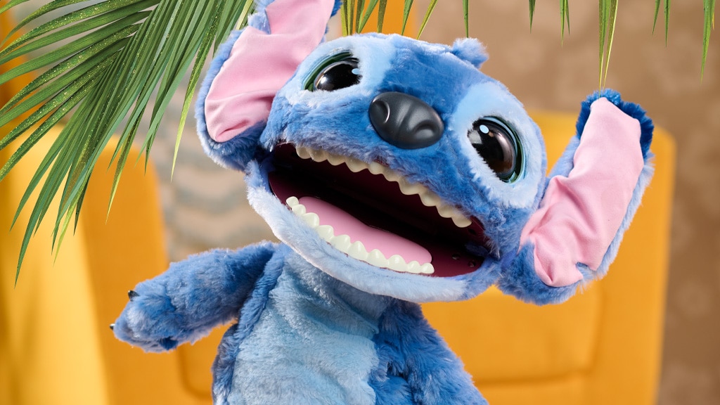La nueva figura de peluche interactiva Stitch de Just Play promete emociones de otro mundo