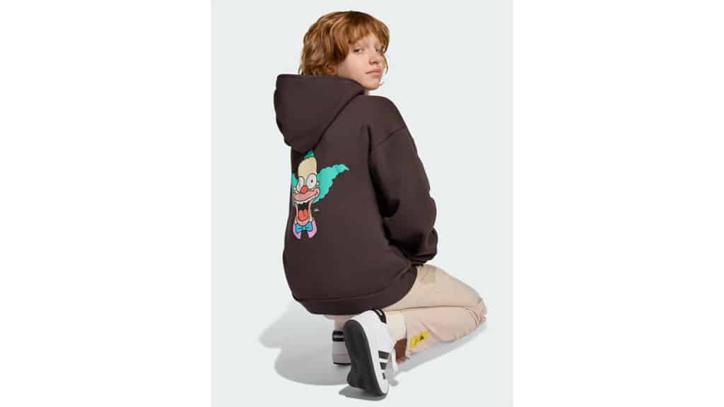 Los niños pueden llevar personajes de Marvel y Los Simpson en la nueva colección de Adidas