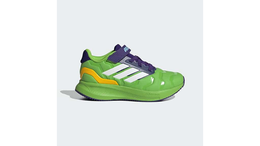 Los niños pueden llevar personajes de Marvel y Los Simpson en la nueva colección de Adidas