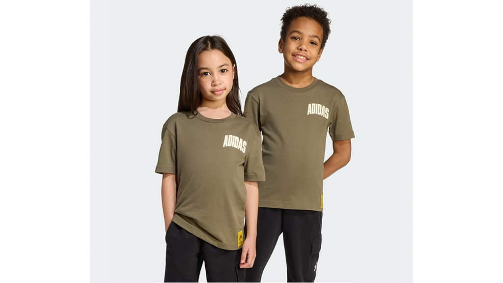 Los niños pueden llevar personajes de Marvel y Los Simpson en la nueva colección de Adidas