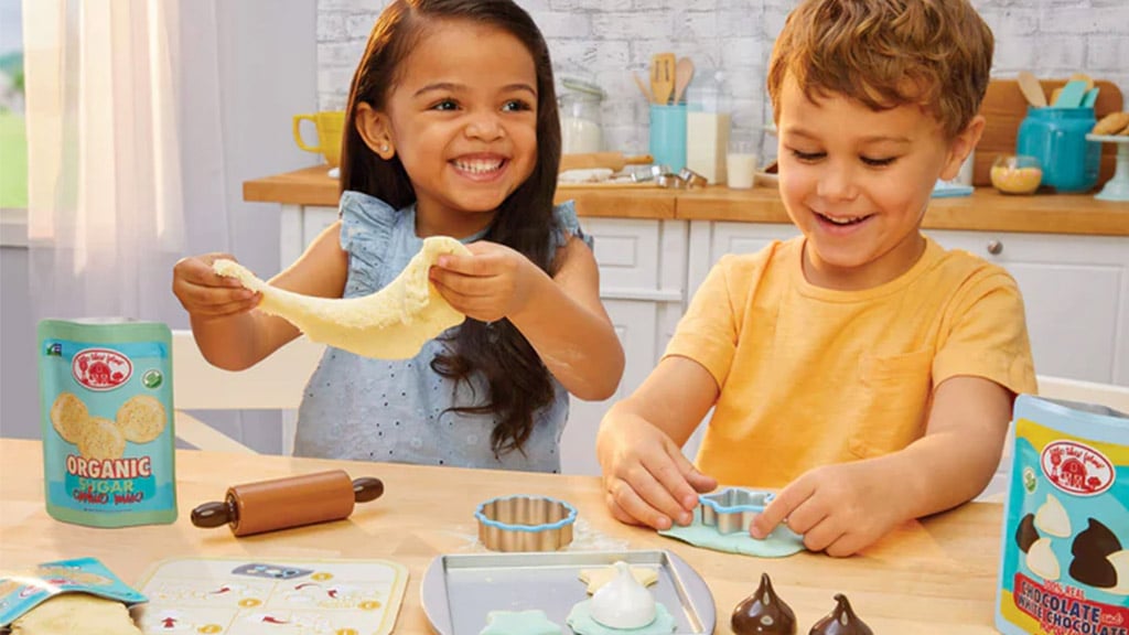 Construye y hornea: Little Tikes combina habilidades reales con juegos para preescolares