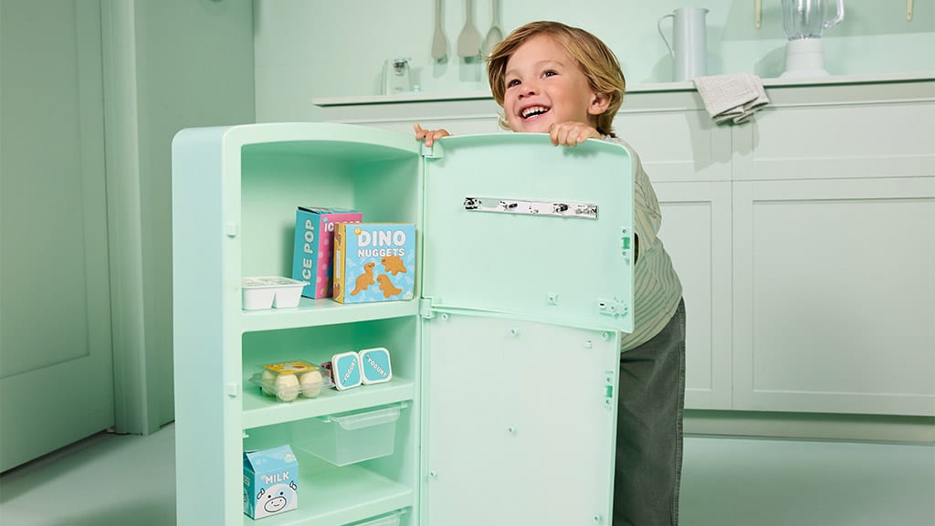 Mezcla, empareja y juega juegos imaginativos con la nueva colección de cocinas de juguete de Little Tikes