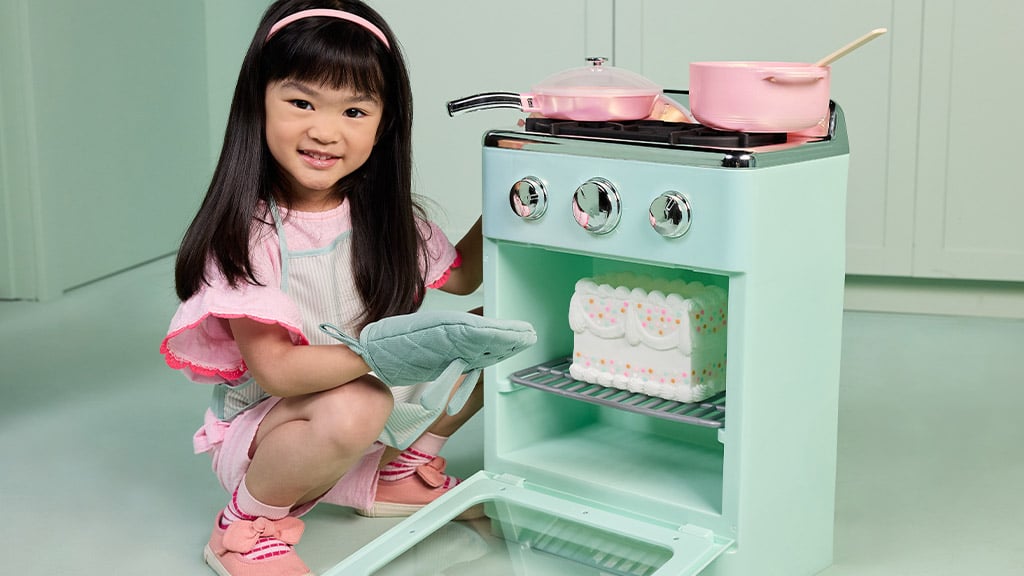 Mezcla, empareja y juega juegos imaginativos con la nueva colección de cocinas de juguete de Little Tikes