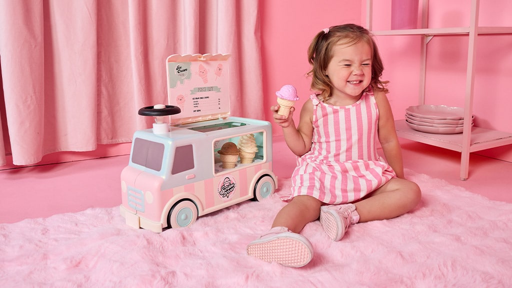Mezcla, empareja y juega juegos imaginativos con la nueva colección de cocinas de juguete de Little Tikes