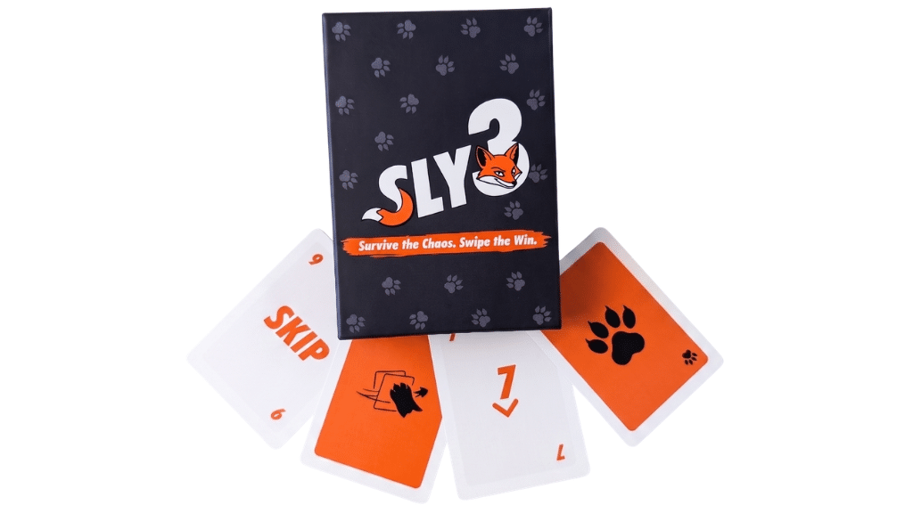 ¡Añade caos a las noches de juegos de mesa con el juego de cartas Sly3!