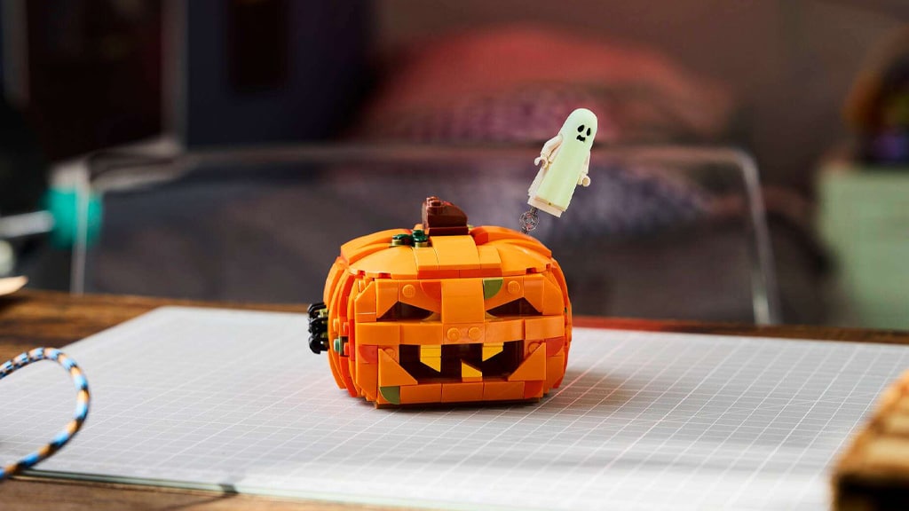 La temporada de Halloween comienza con los nuevos y espeluznantes sets de construcción de LEGO Group