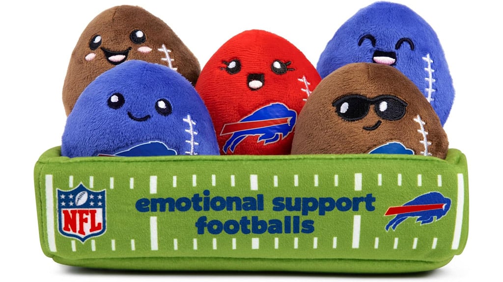 ¡Mira los nuevos peluches de apoyo emocional de la NFL de Relatable!
