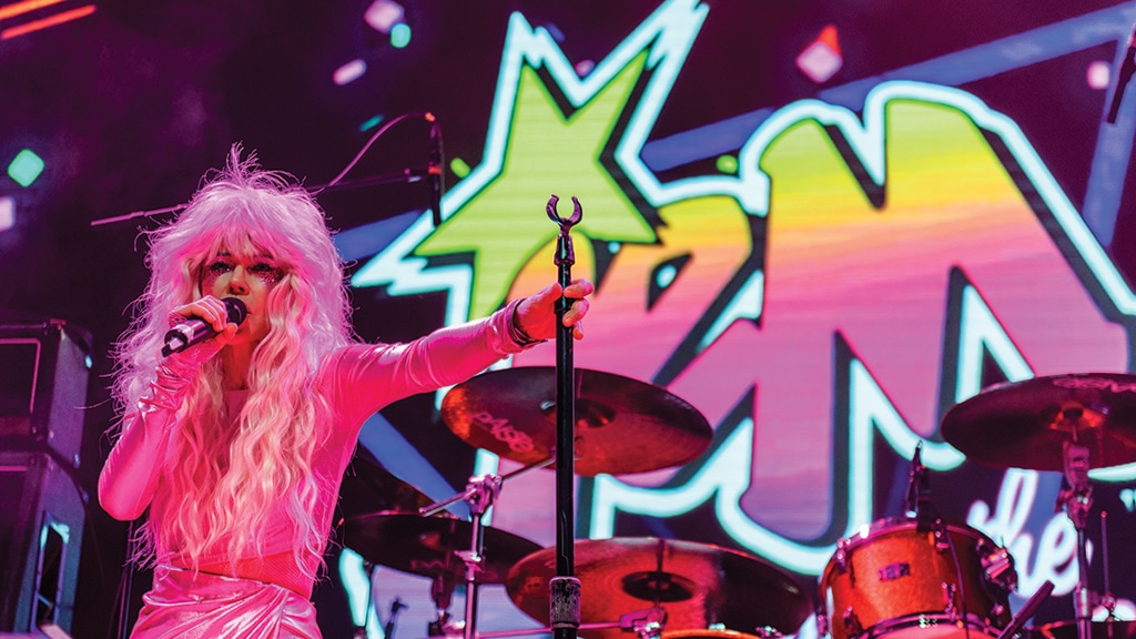 Las muñecas de moda de Jem y los Hologramas de The Loyal Subjects