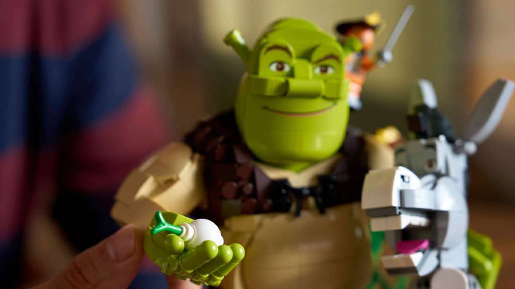 El set de LEGO Ideas Shrek, Asno y Gato con Botas
