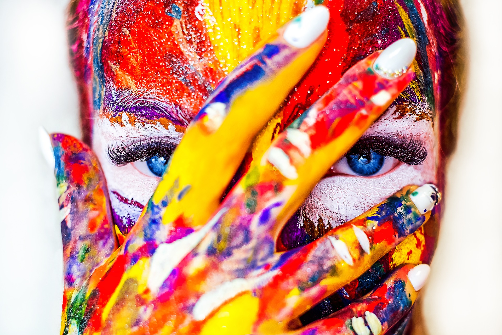 10 consejos de maquillaje para un look llamativo en Carnaval