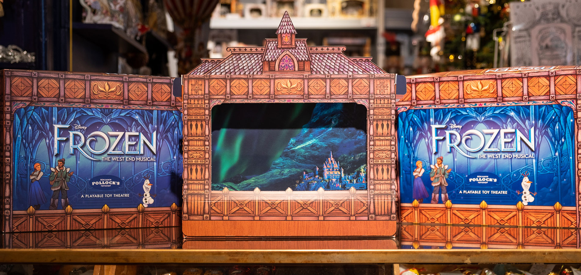 Pollock's Toyshop presenta un teatro de juguetes de Frozen