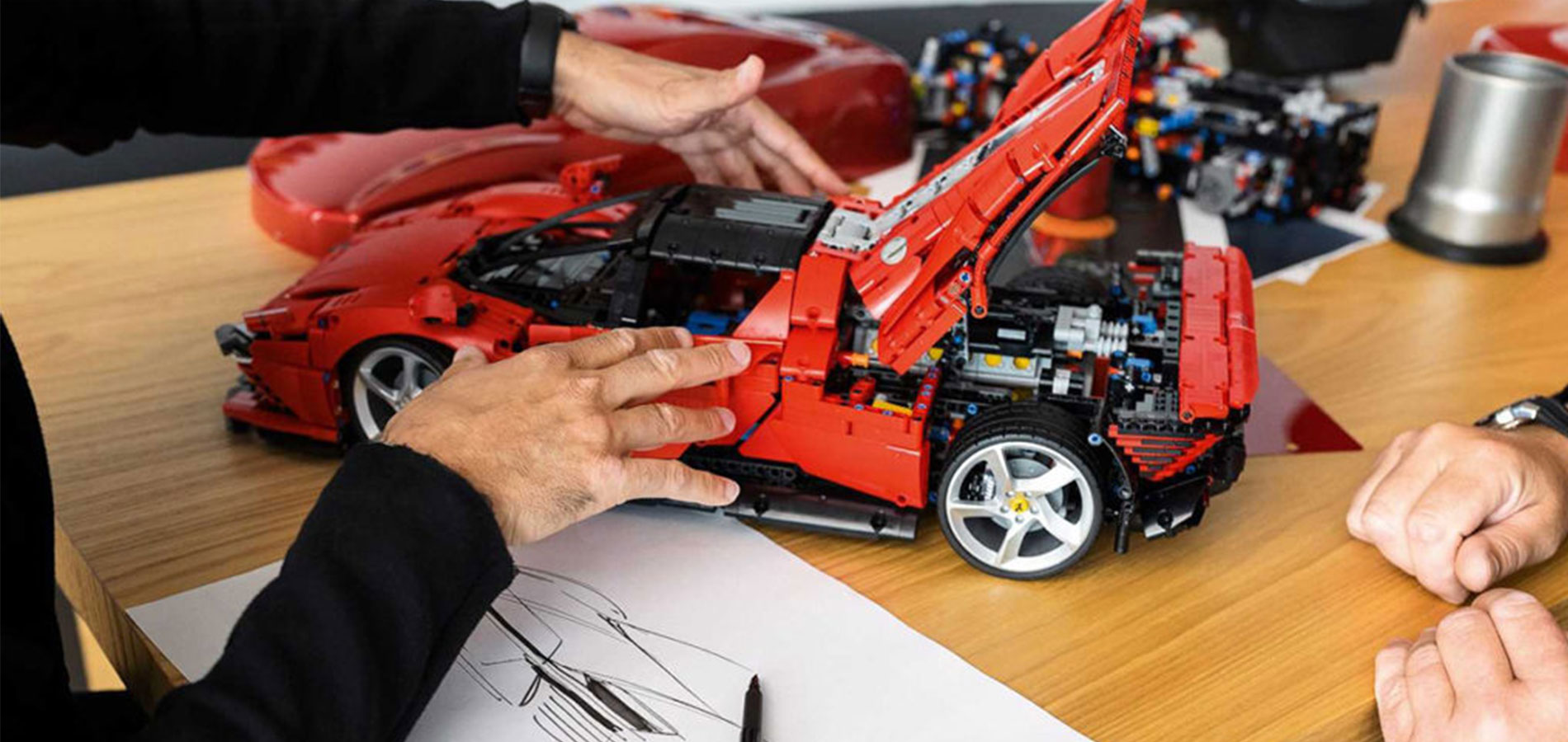 LEGO® Technic presentó su modelo Ferrari Daytona SP3