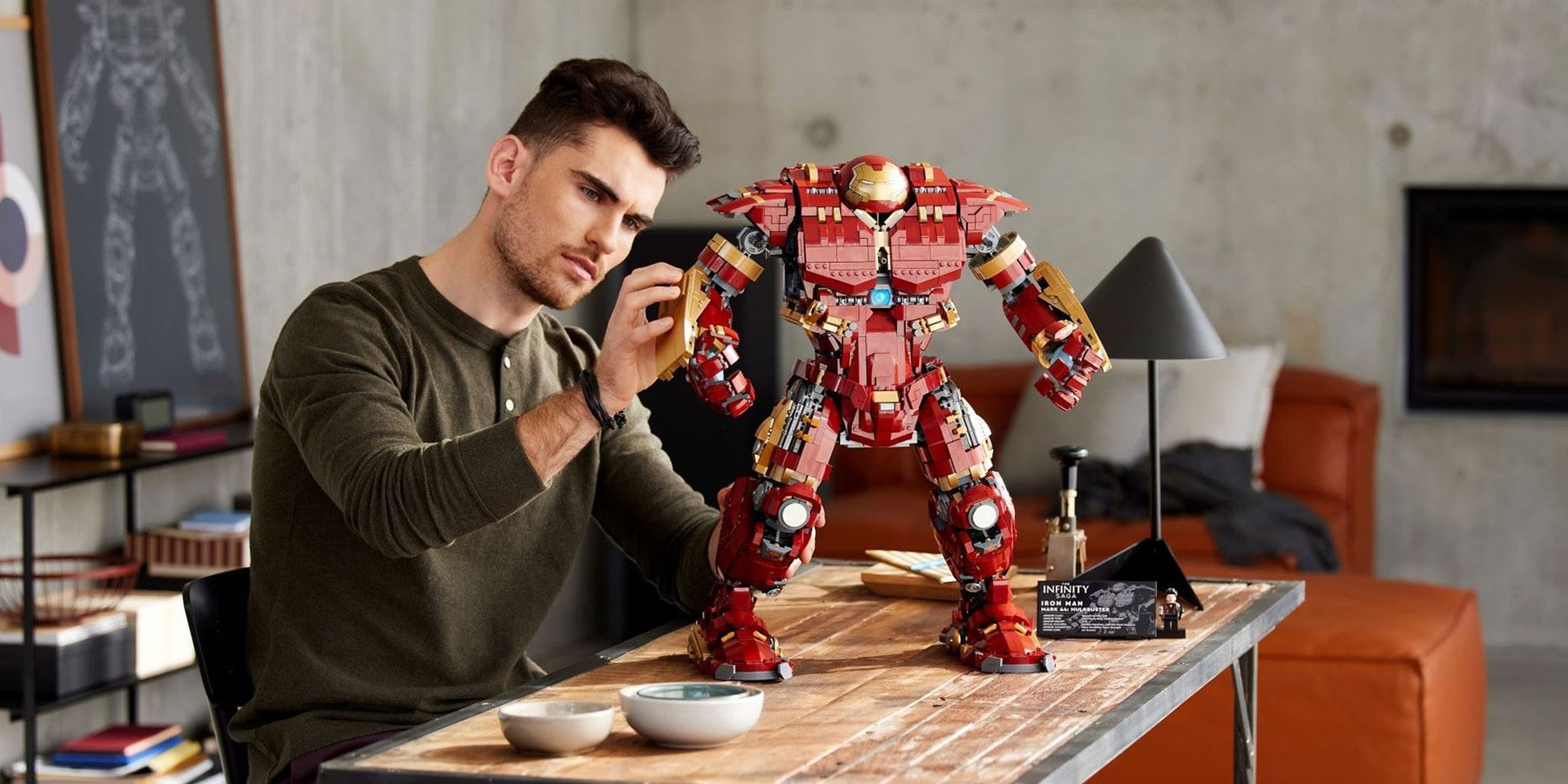 LEGO presentó su set UCS Hulkbuster