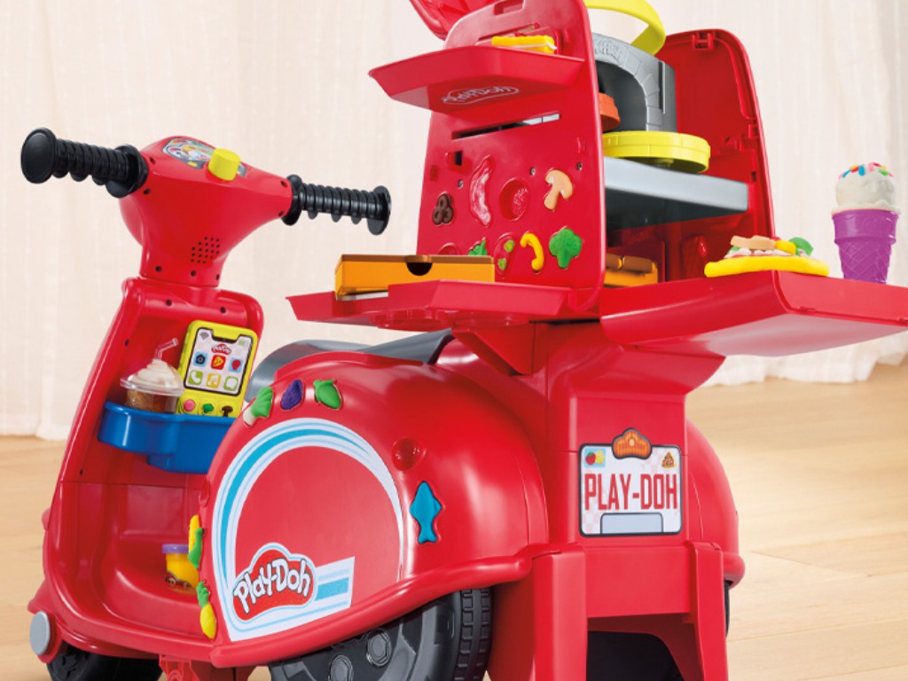 Exclusivo: Los niños pueden experimentar la emoción de la entrega con el Play-Doh Pizza Delivery Scooter Set de Juego