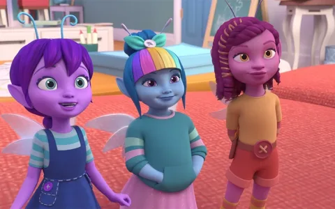 Los niños pueden hacer su propia mini réplica de Buddy, el elfo de los espaguetis de caramelo.